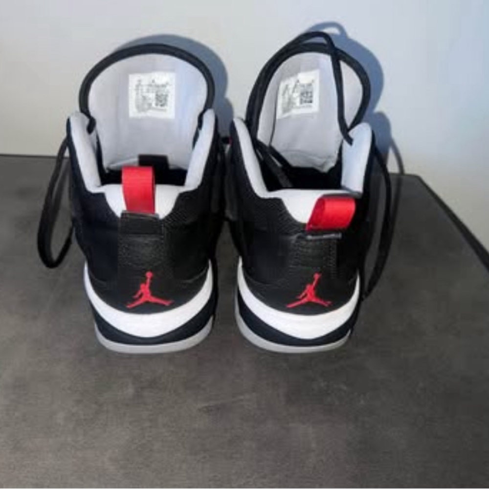 Men’s Jordan’s size 11